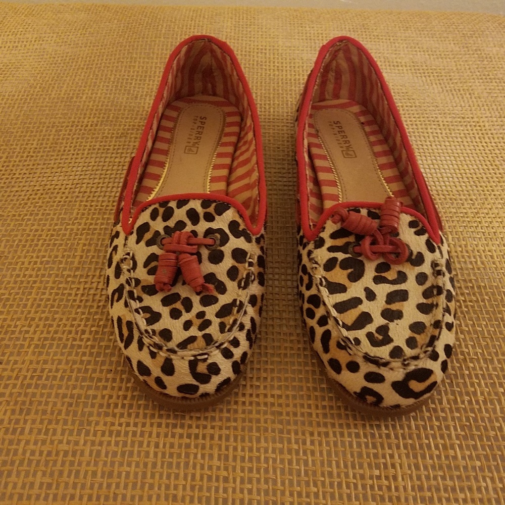 Sperry Leopard w/Red Trim Loafers 6.5